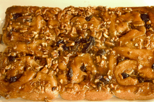 sticky-buns-out-of-oven-2