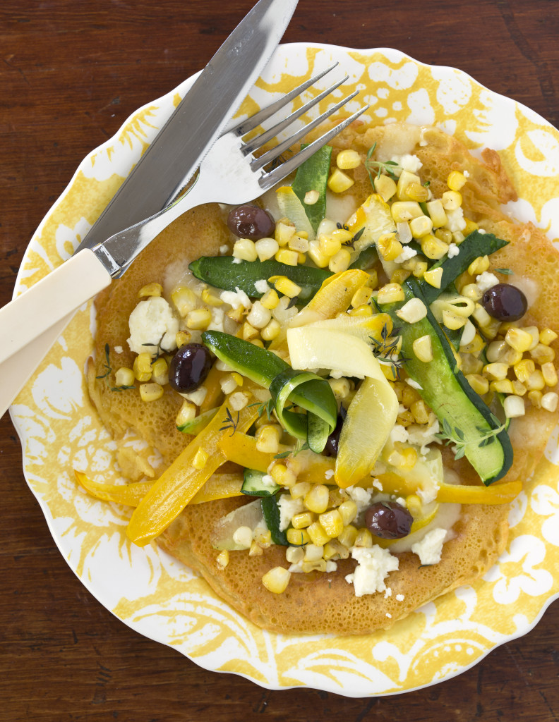 zucchini piza on yellow plate